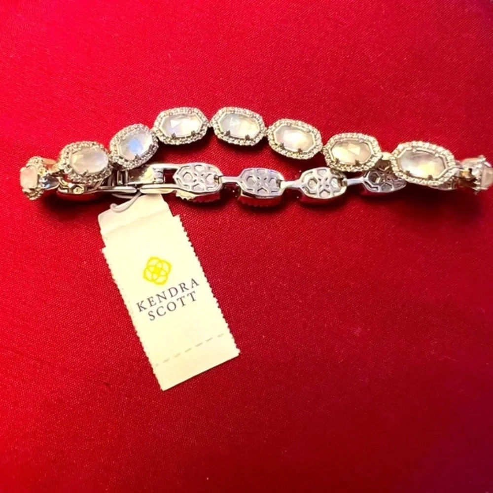 Kendra Scott Cole Bracelet, Silver/ Mother of Pearl NWT